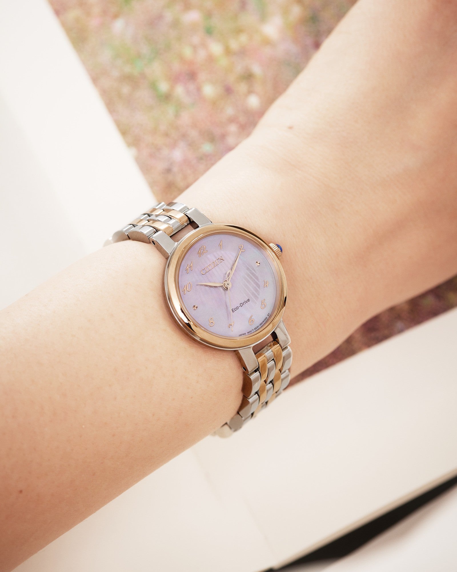 Eco-Drive Dame Tofarget / Rosa MOP 28mm