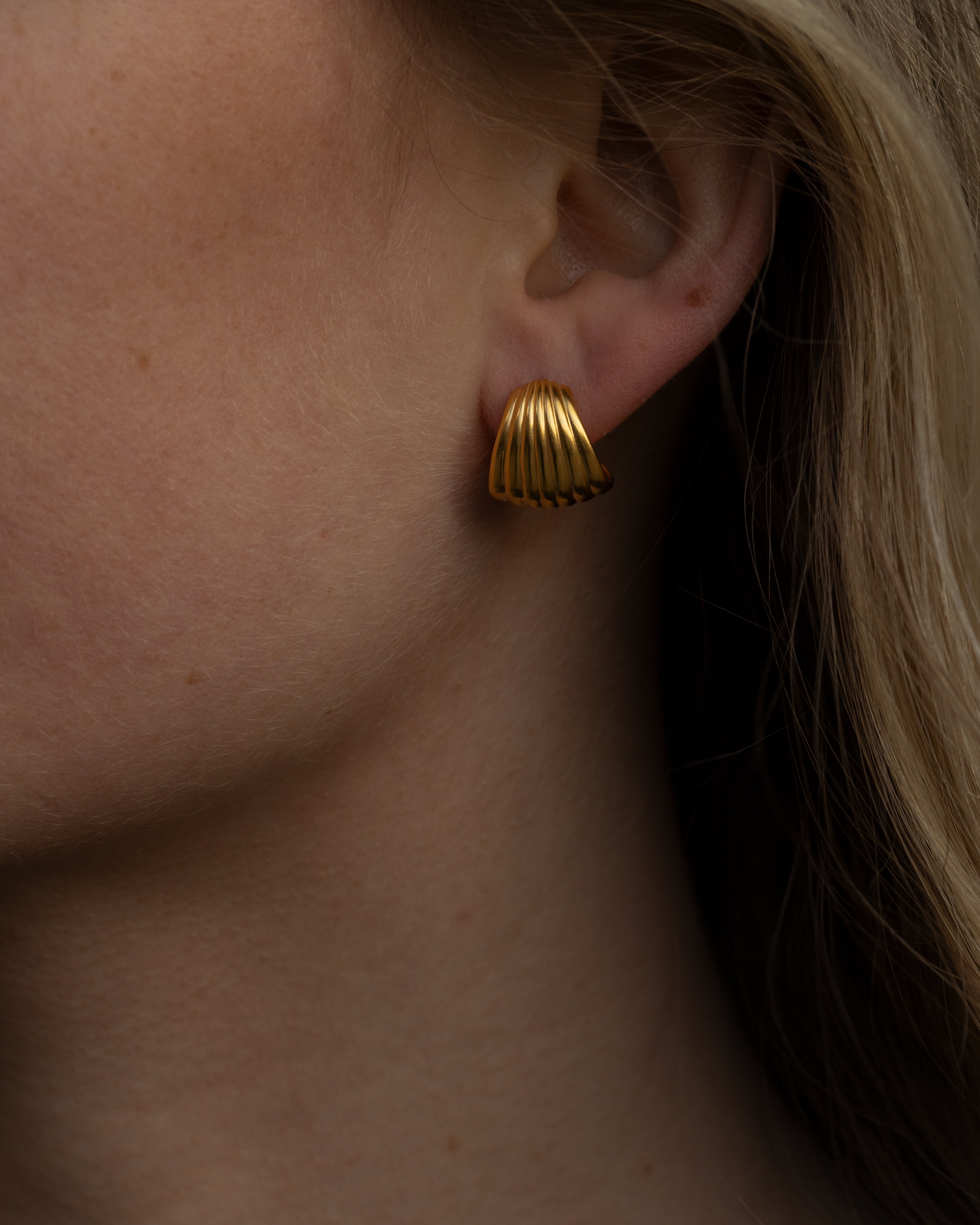 Eleanor Earring Medium Gullfarget Sølv