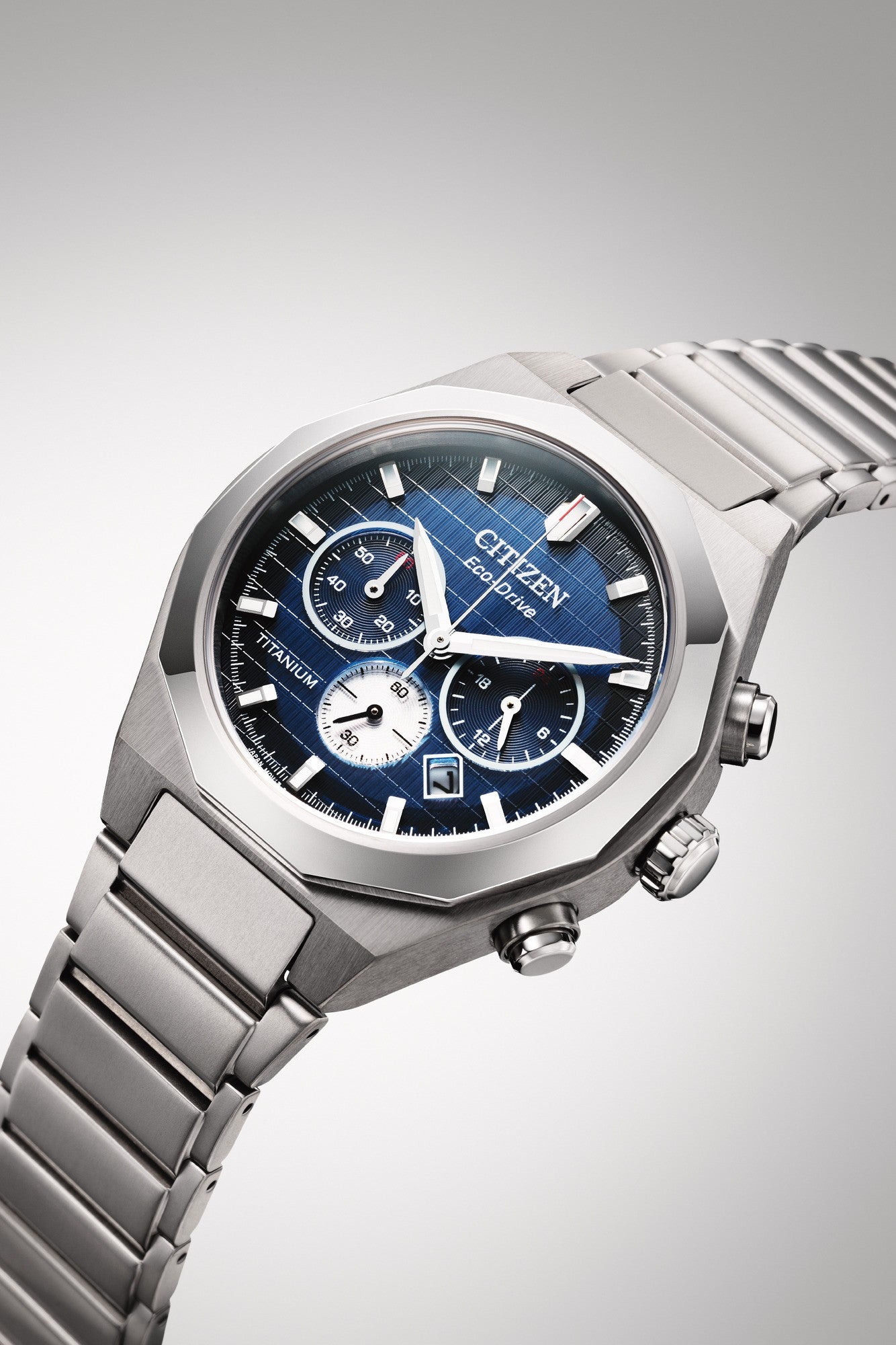 Titan Eco-Drive Sølvfarget / Blå 41mm