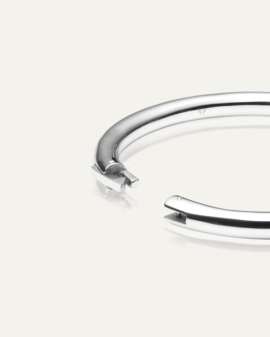 Aura Bold Silver Bangle - Large
