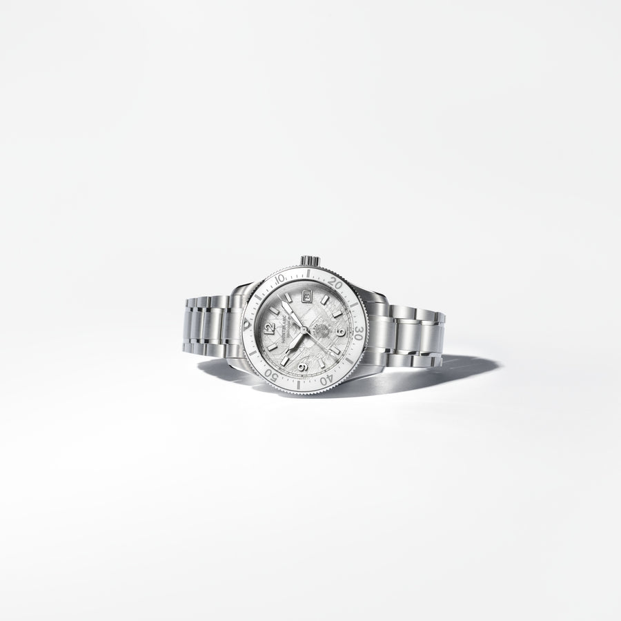 Iced Sea Automatic Date 0 Oxygen, White Glacier Dial, 38 mm