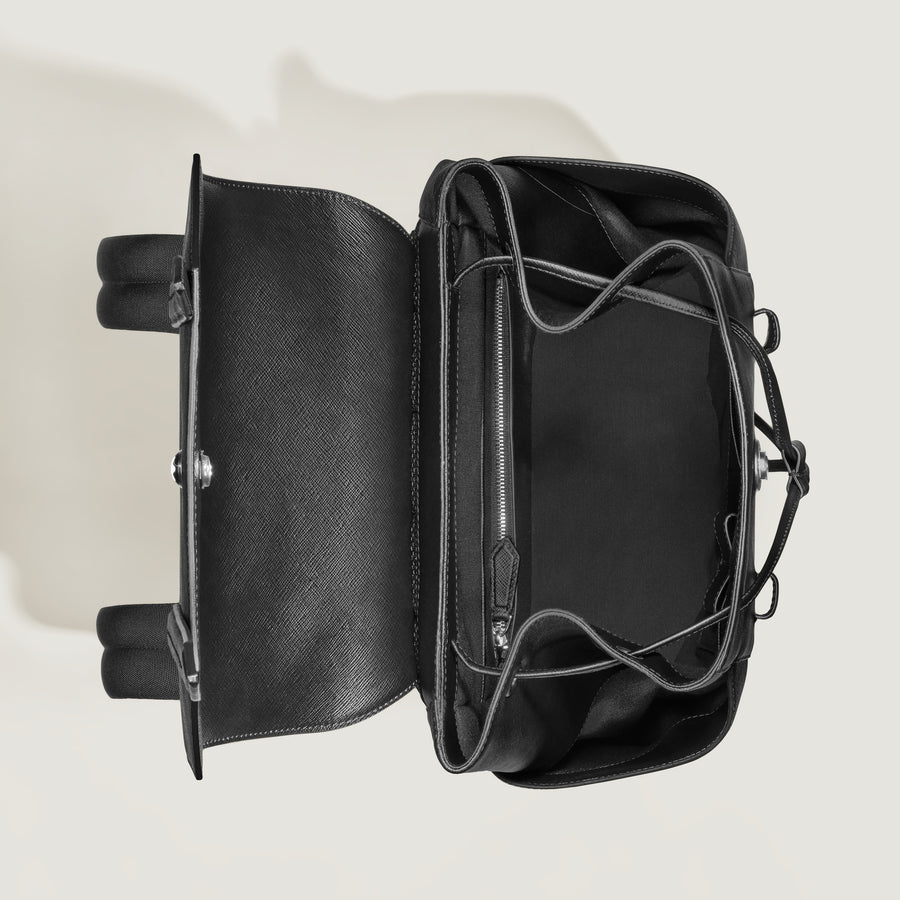 Medium Ryggsekk i Sartorial-skinn, Svart