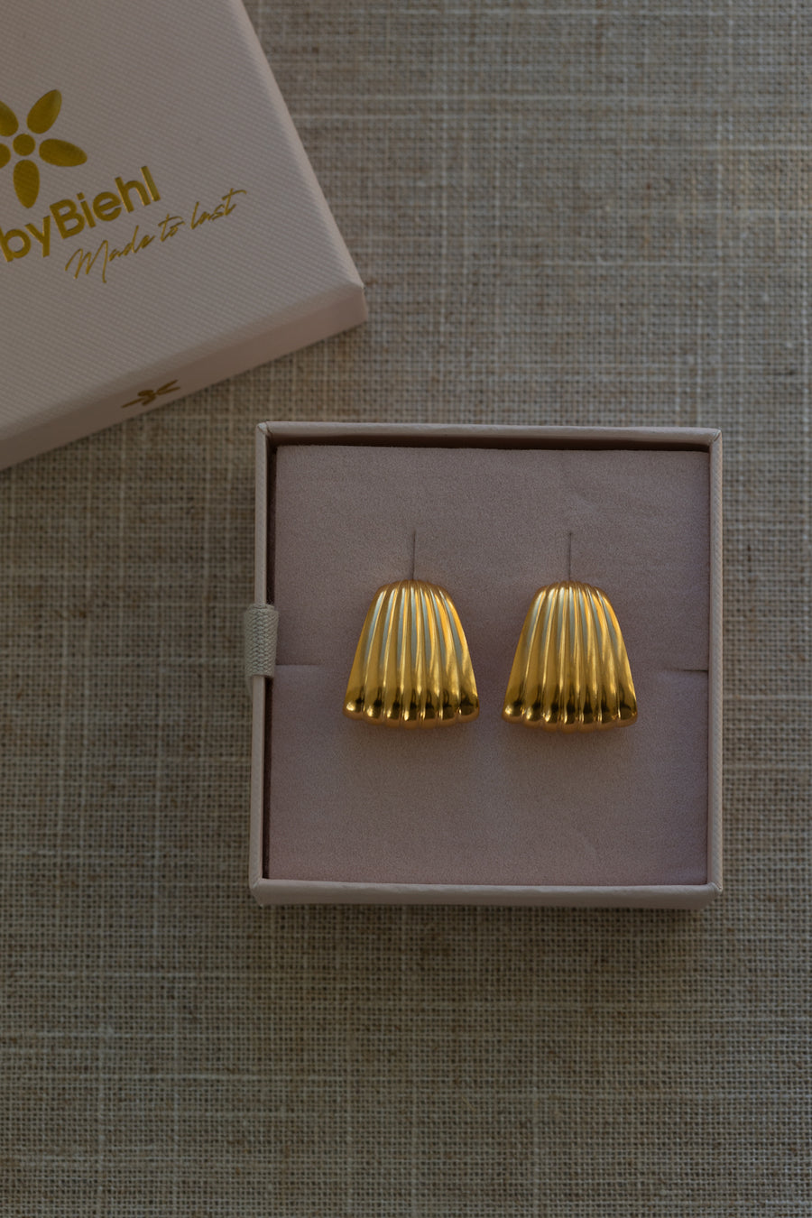 Eleanor Earring Medium Gullfarget Sølv