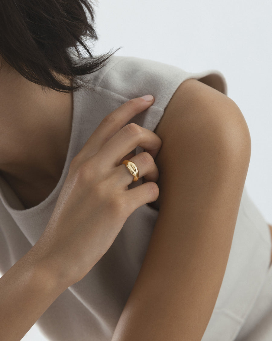 Wavy Bolded Gullfarget Ring - 54